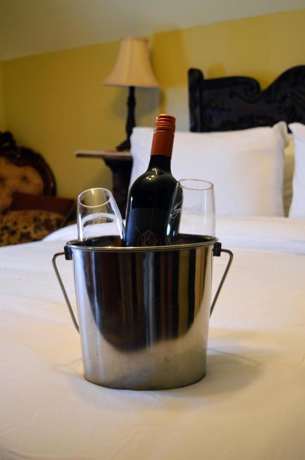 Hotel Magnetic Hill Winery à Moncton Extérieur photo