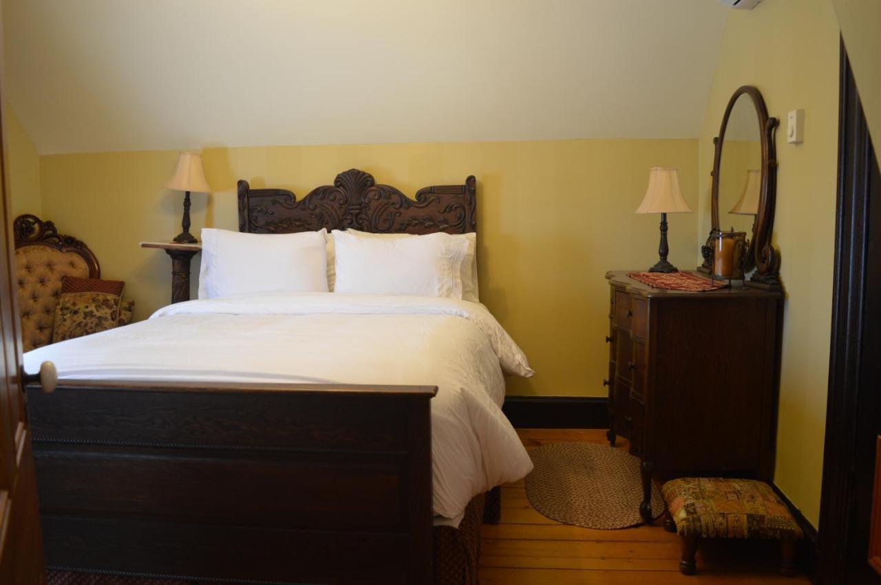 Hotel Magnetic Hill Winery à Moncton Extérieur photo